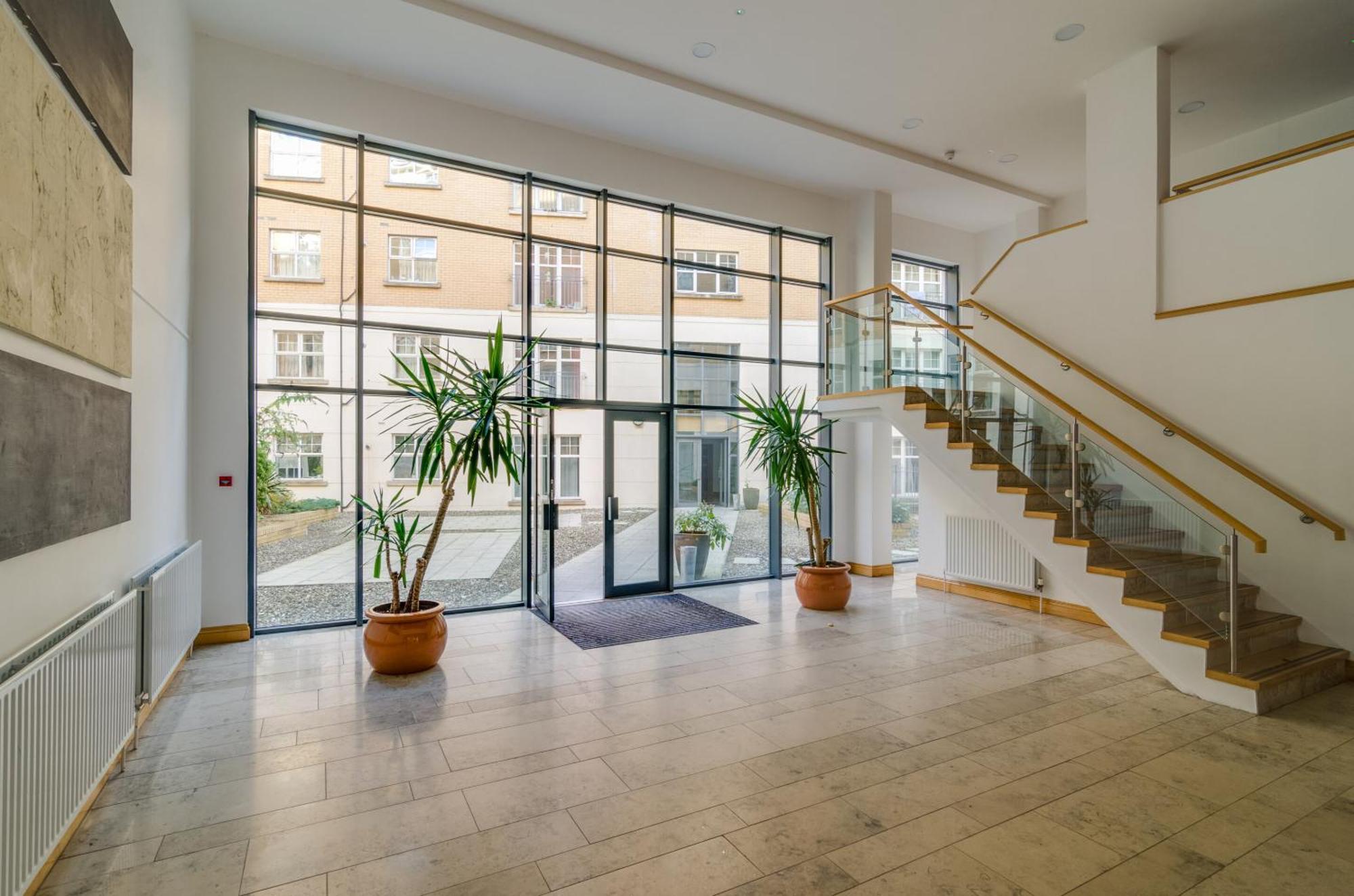 Central Belfast Apartments Alfred Street Extérieur photo