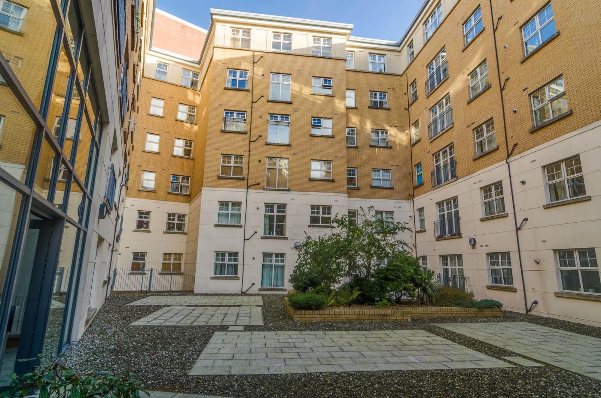 Central Belfast Apartments Alfred Street Extérieur photo